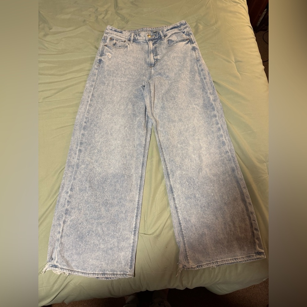 American Eagle wide leg jeans
